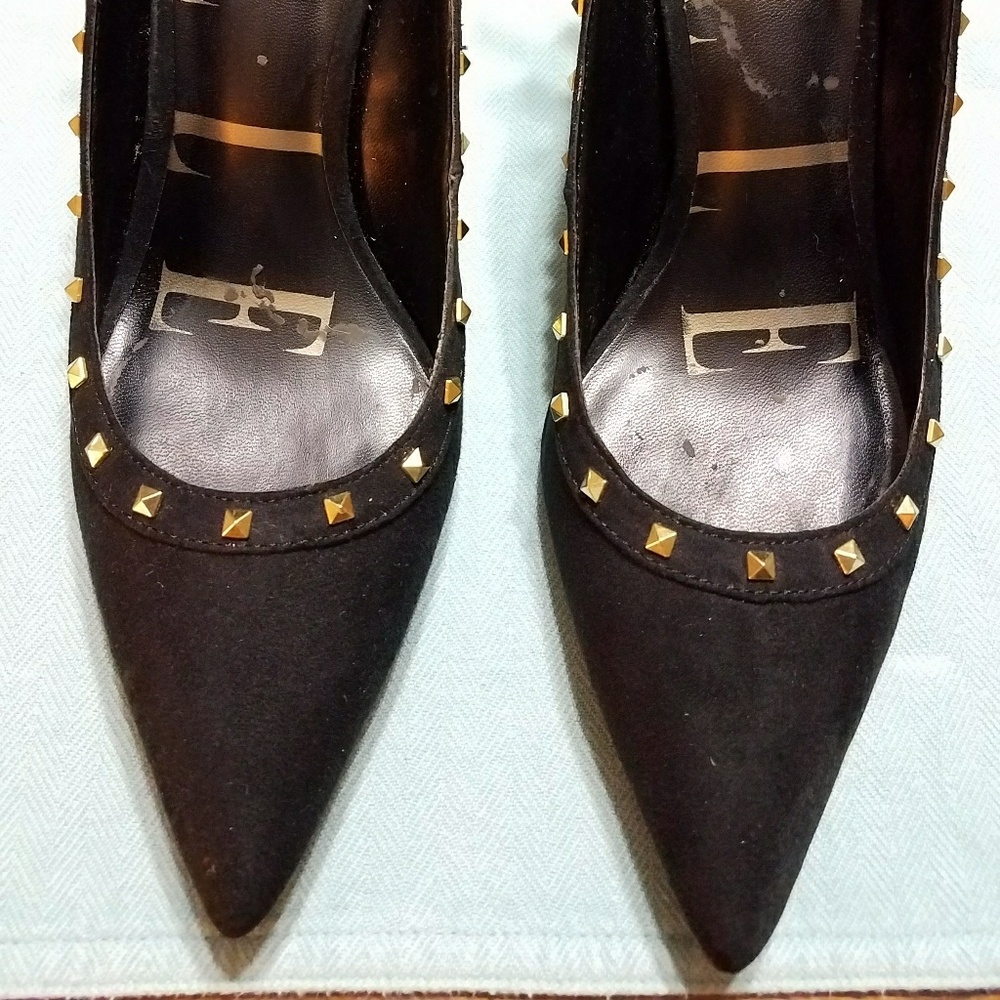 Heels - Picture 2 of 2